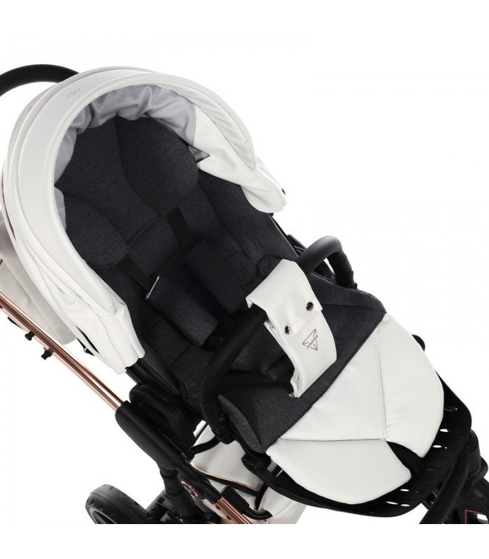 Junama S-Class 01 Travel System 2in1 / 3in1 / 4in1